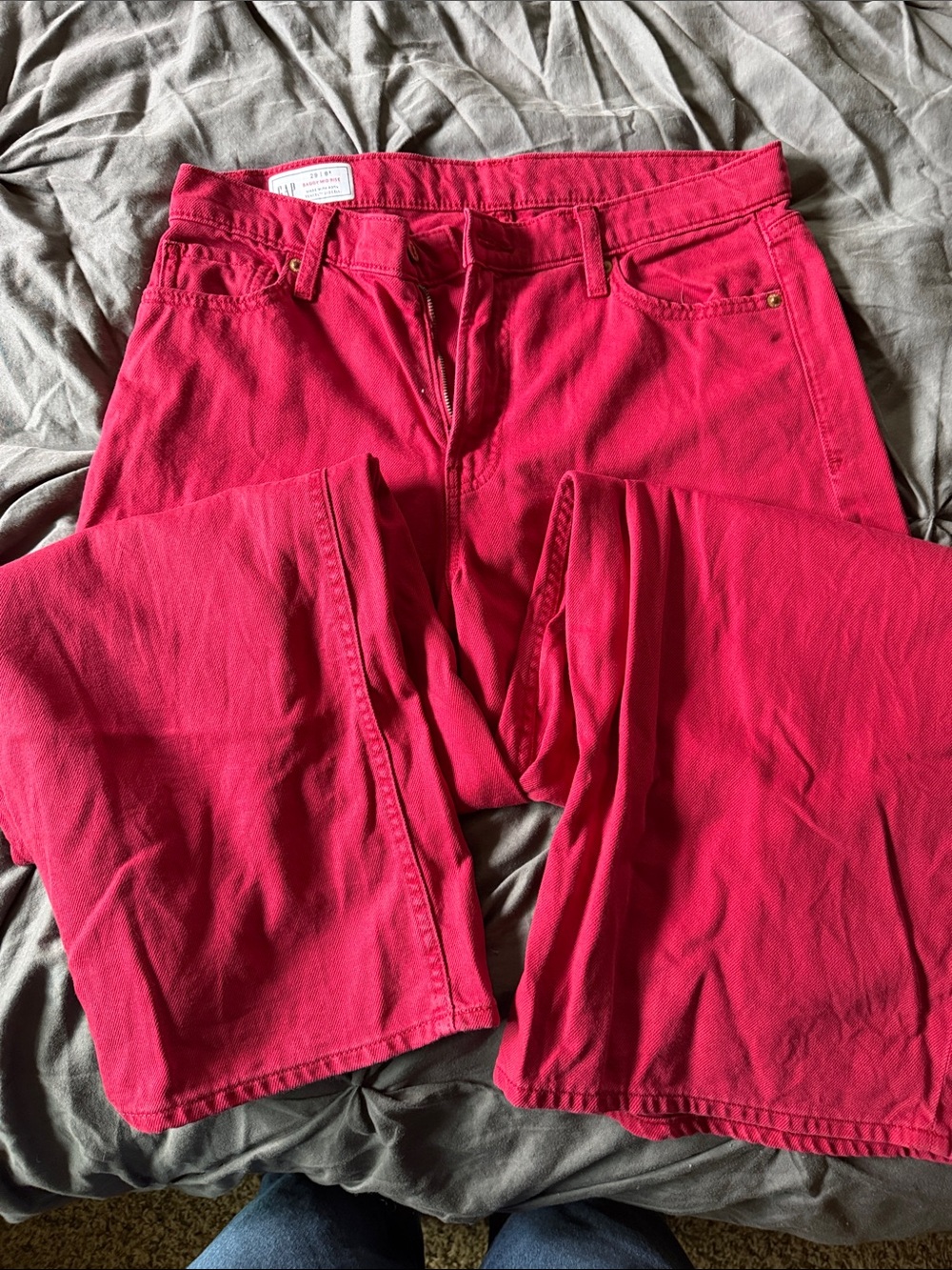 GAP Women's wide leg Jeans in Bright red